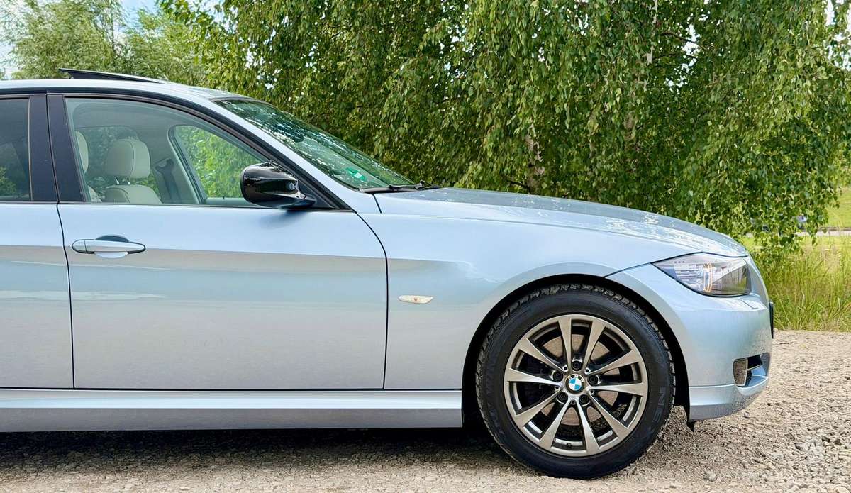 BMW 320, 2.0 l., Седан
