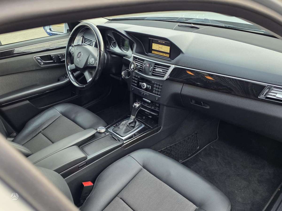 Mercedes-Benz E220, 2.1 l., Универсал