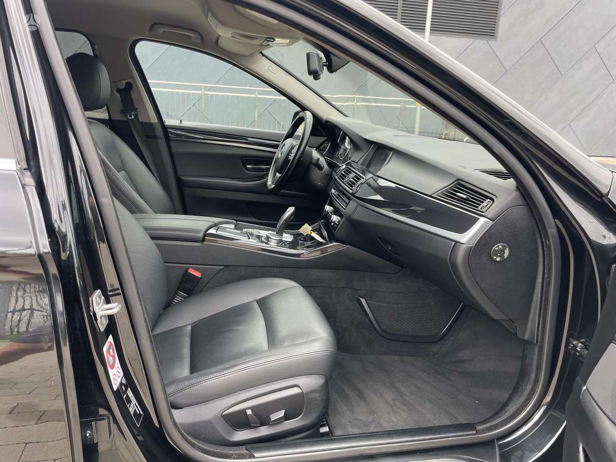 BMW 520, 2.0 l., Универсал