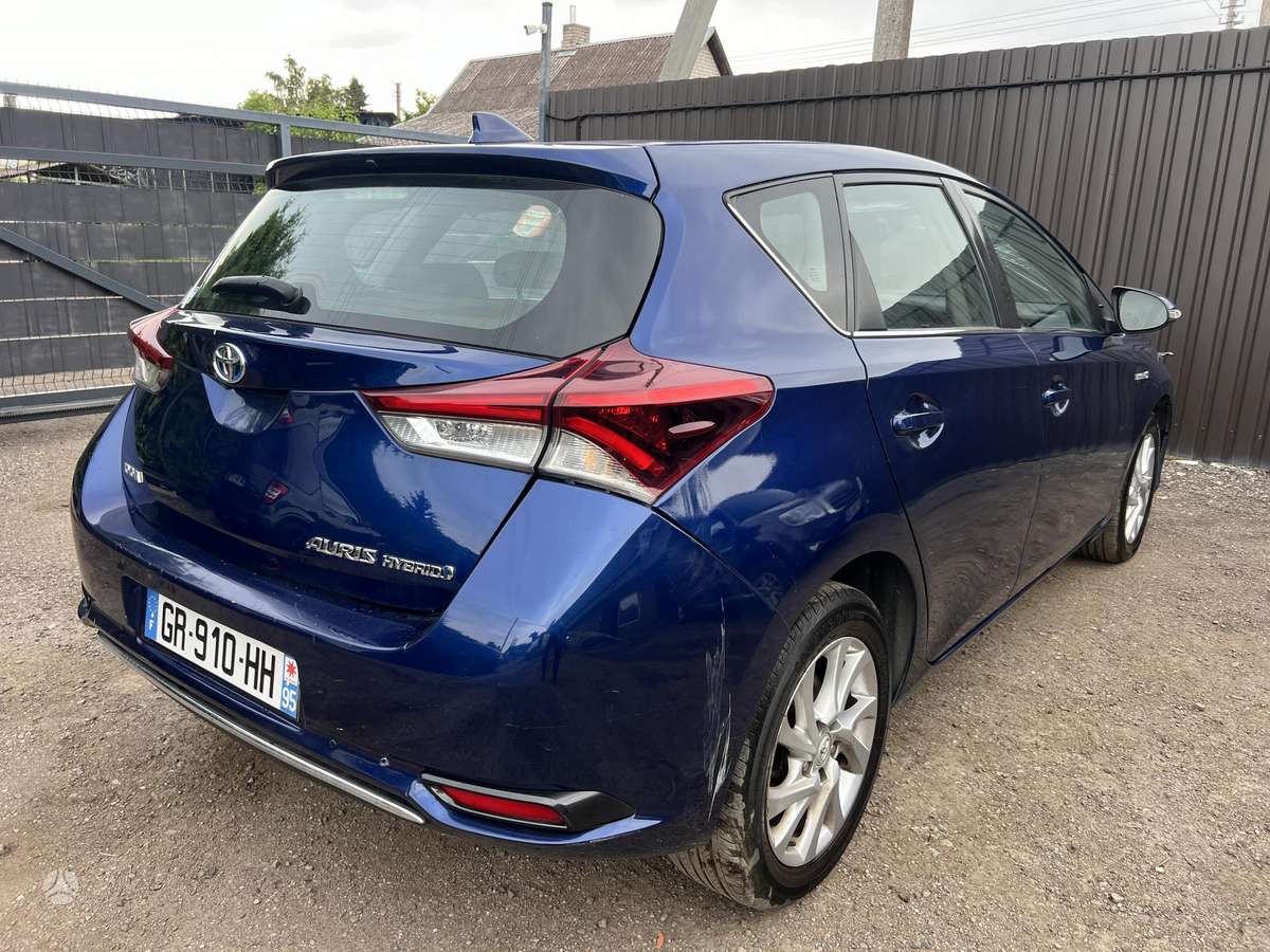 Toyota Auris - 6