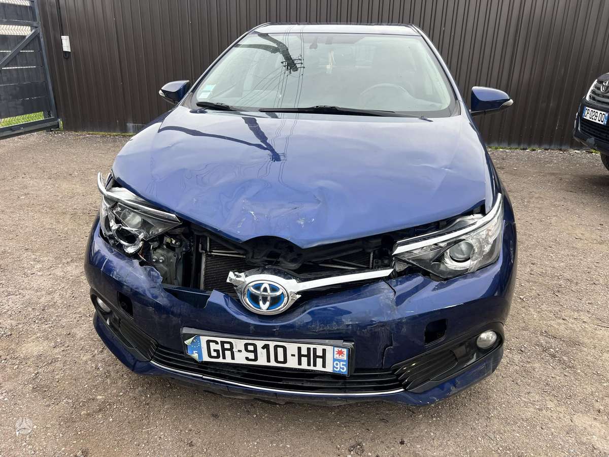Toyota Auris - 2