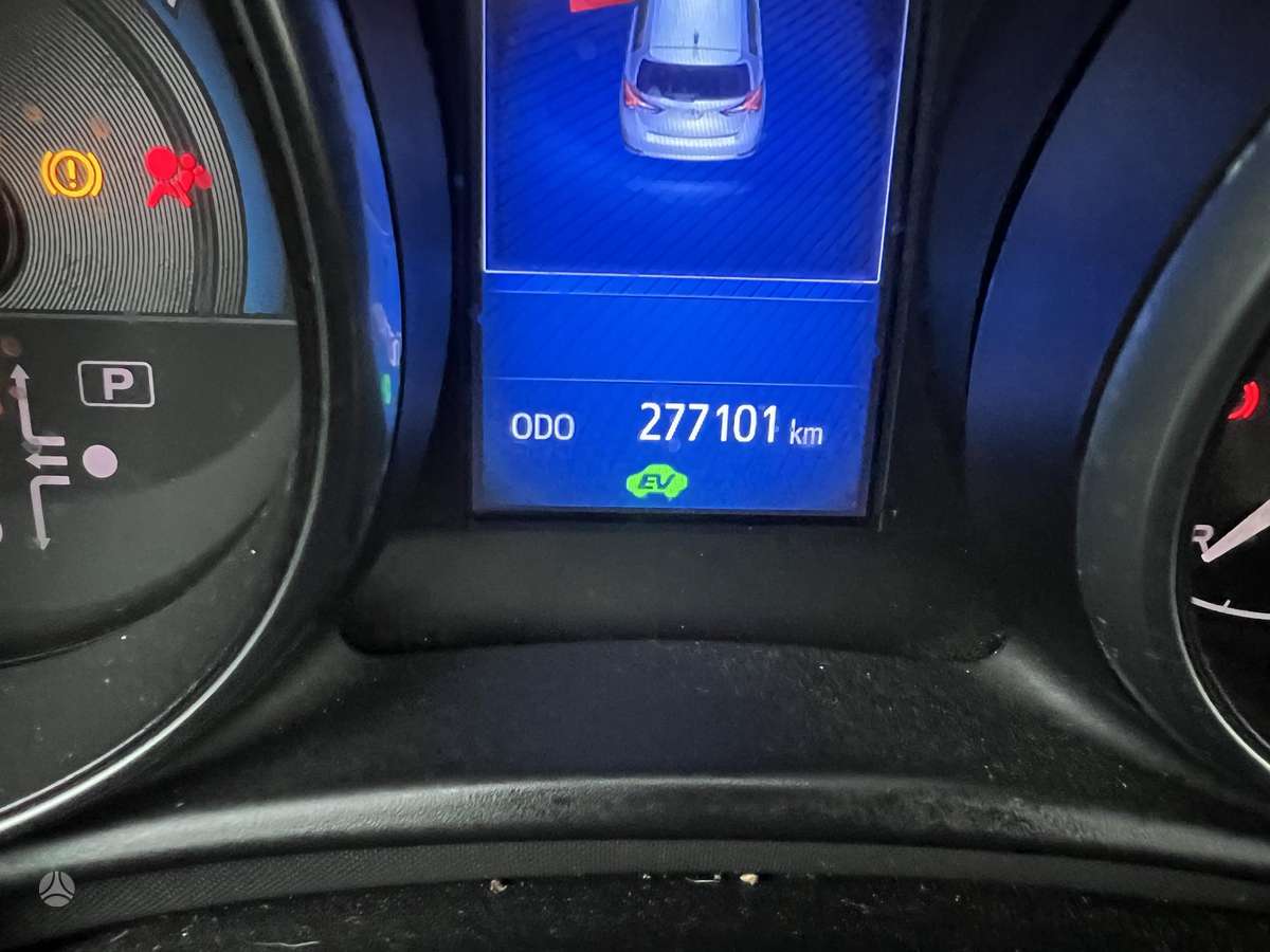Toyota Auris - 10