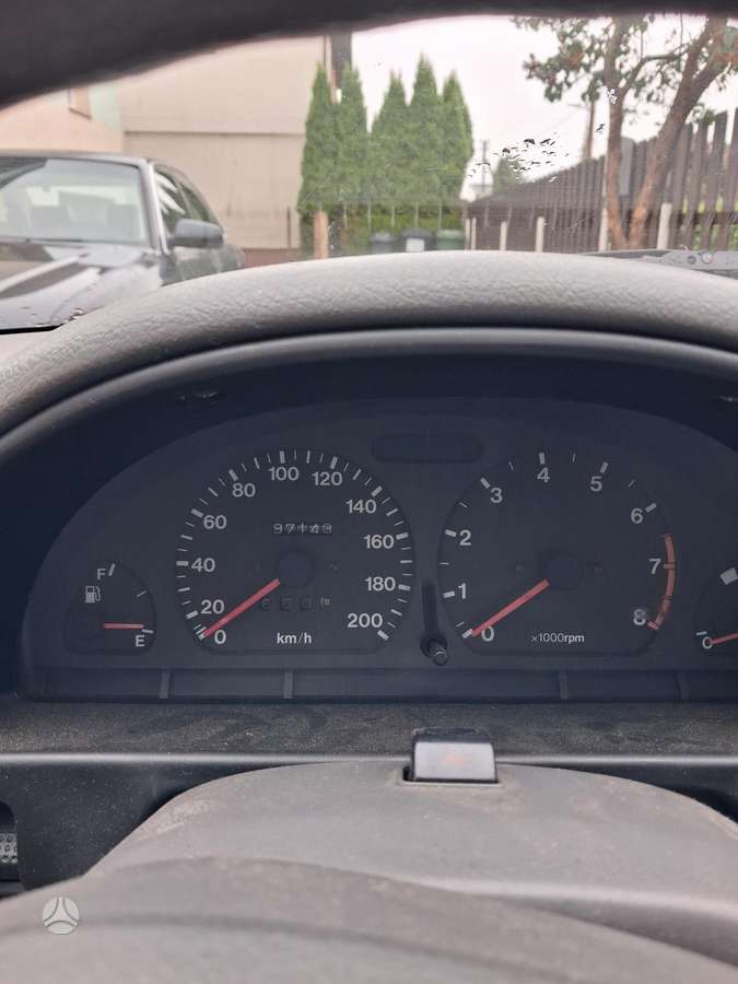 Suzuki Swift - 4