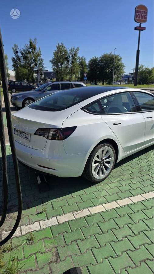 Tesla Model 3, 62 кВт·ч, Седан