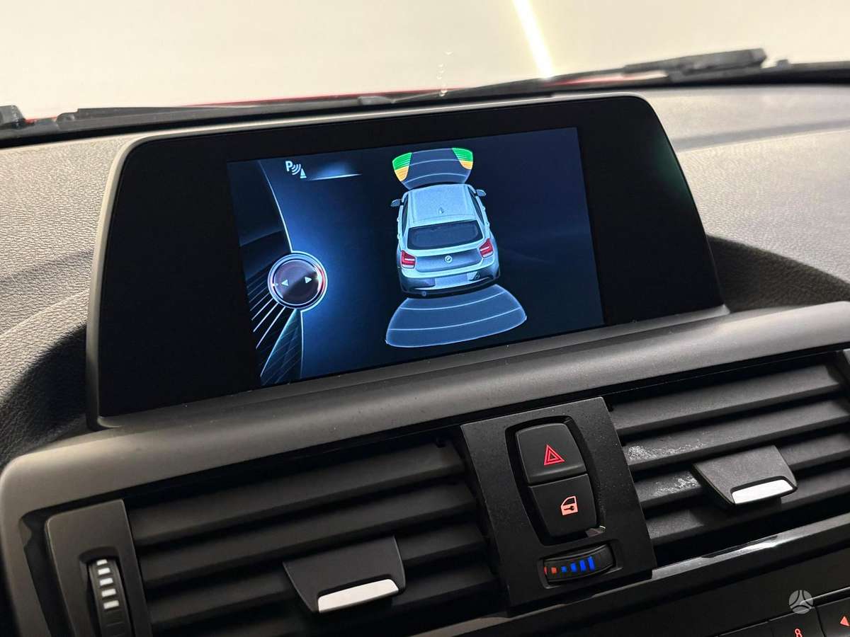 BMW 120, 2.0 l., Хэтчбек