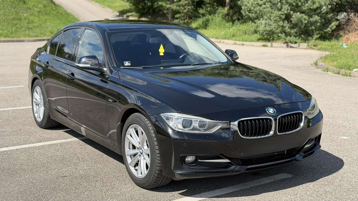 BMW 320, 2.0 l., Седан