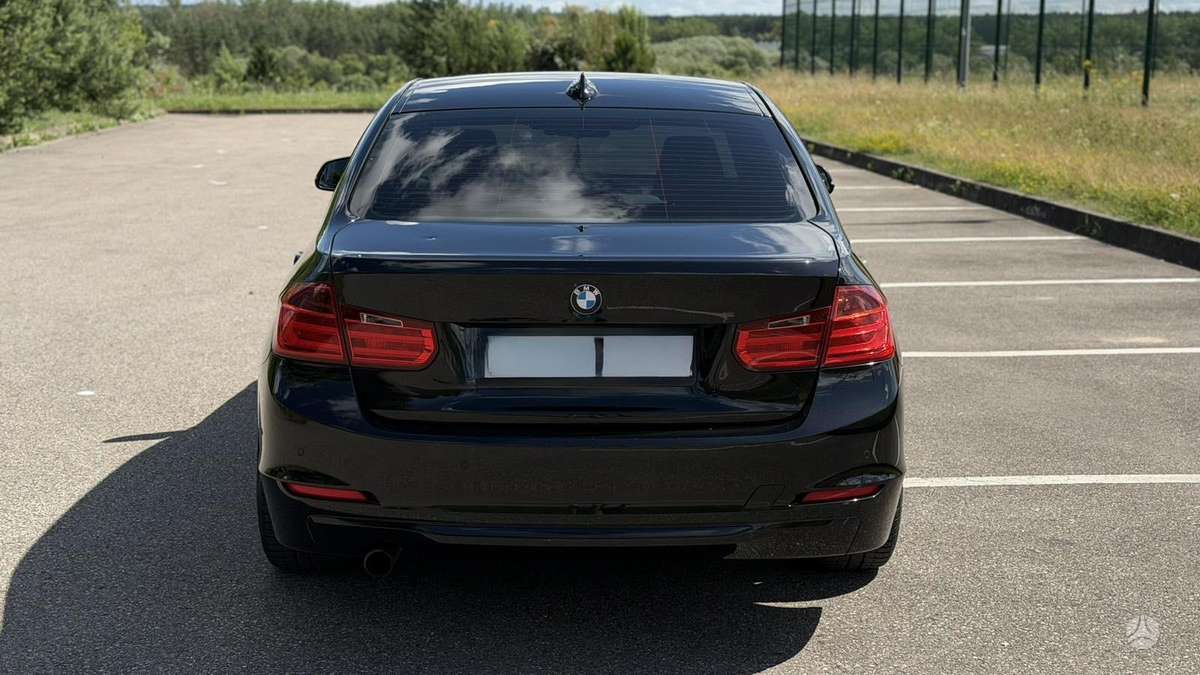 BMW 320, 2.0 l., Седан