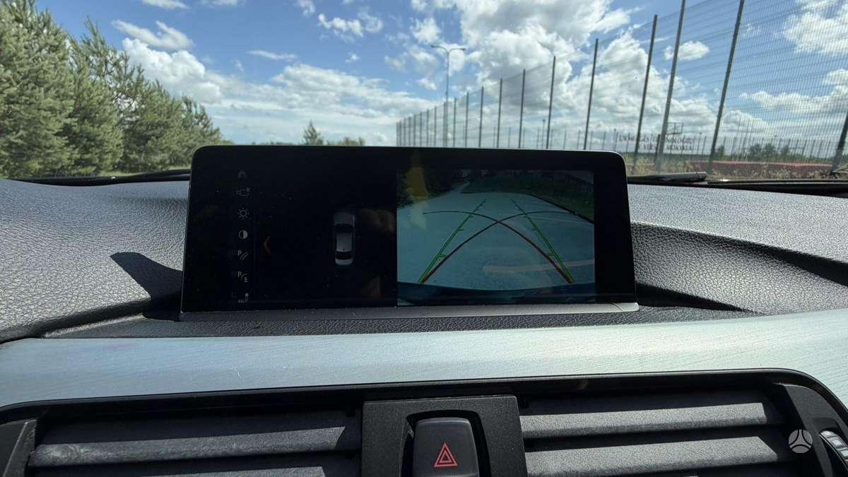 BMW 320, 2.0 l., Седан