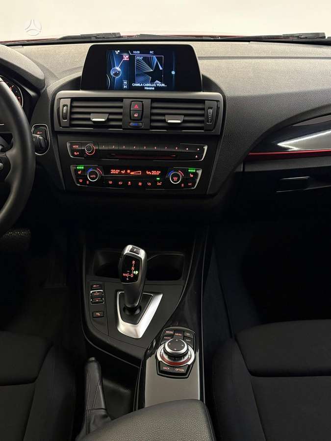BMW 120, 2.0 l., Хэтчбек