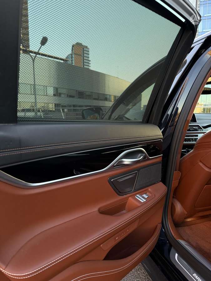 BMW 730, 3.0 l., Седан