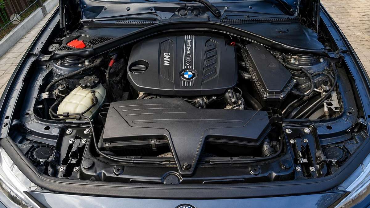 BMW 116, 1.6 l., Хэтчбек