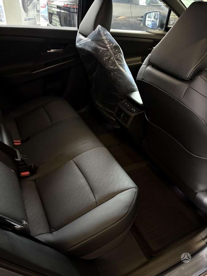 Subaru Solterra - 8