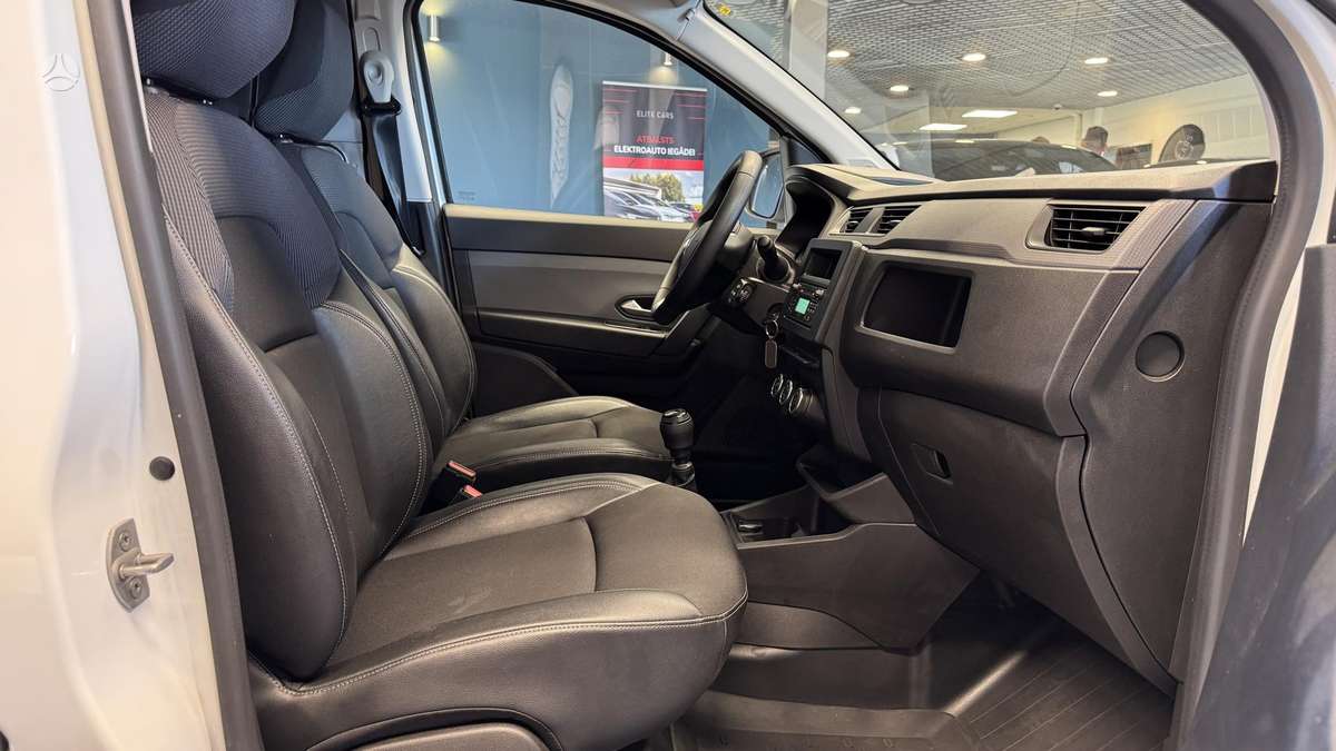 Renault Express, commercial