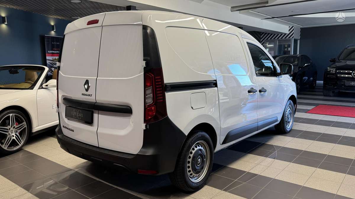 Renault Express, commercial