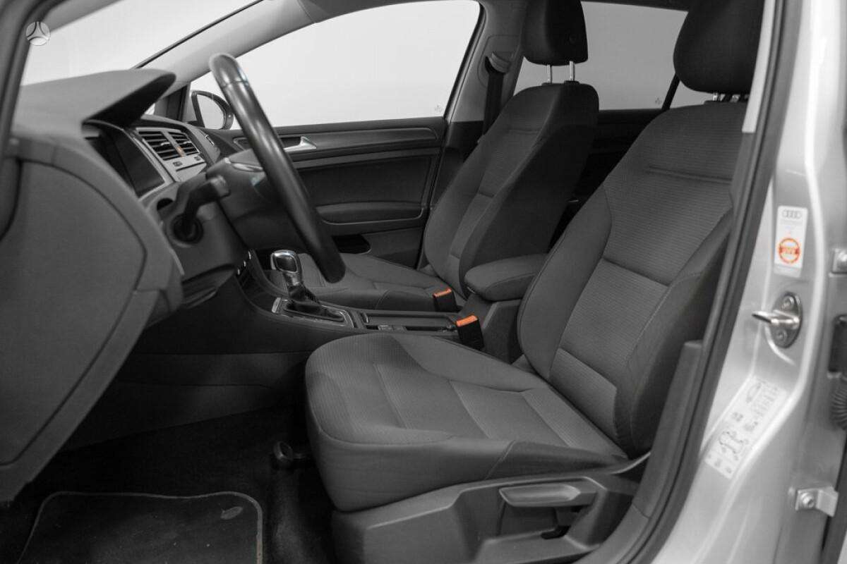 Volkswagen Golf, hatchback