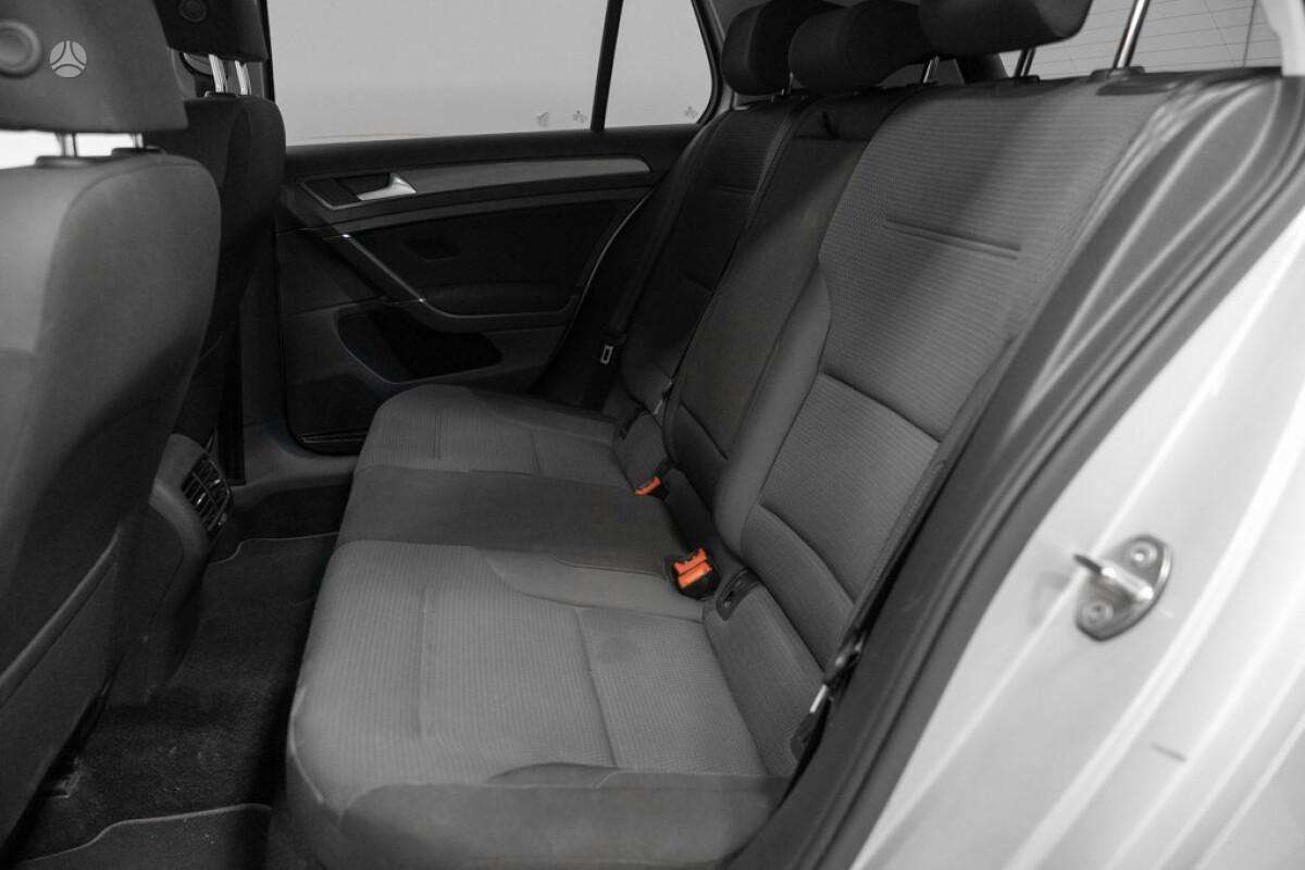 Volkswagen Golf, hatchback