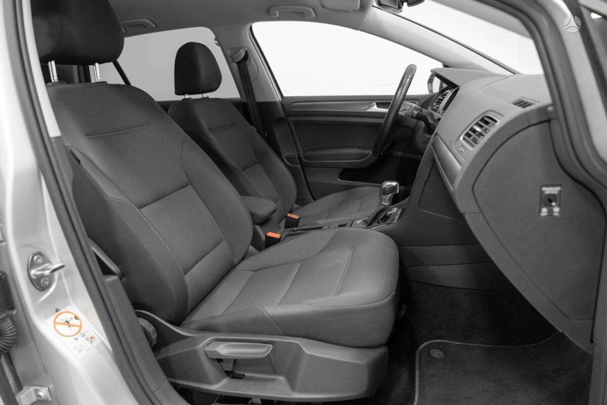 Volkswagen Golf, hatchback