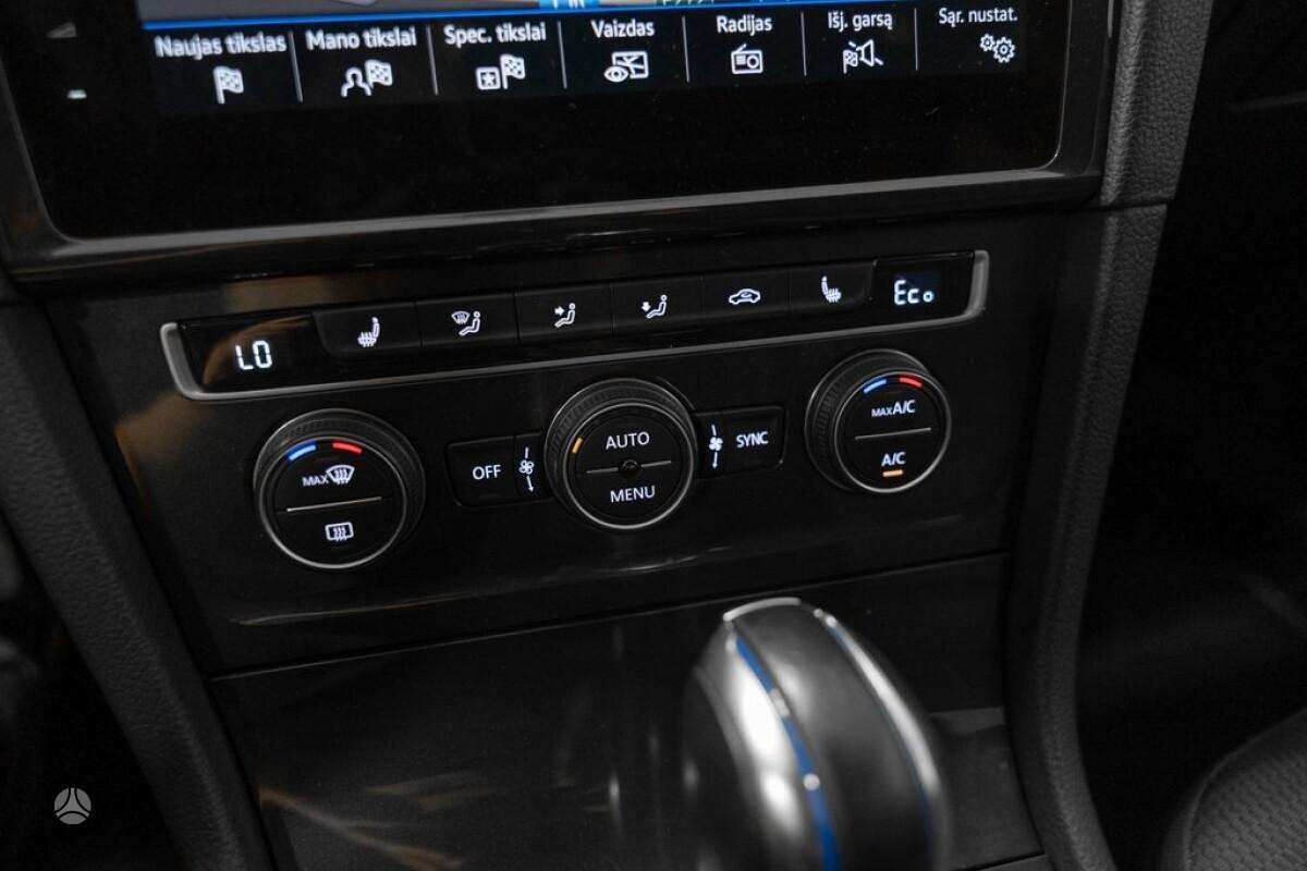 Volkswagen Golf, hatchback