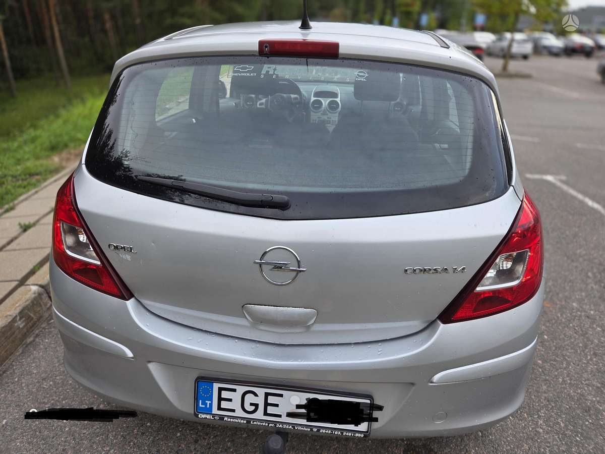Opel Corsa, 1.4 l., Хэтчбек