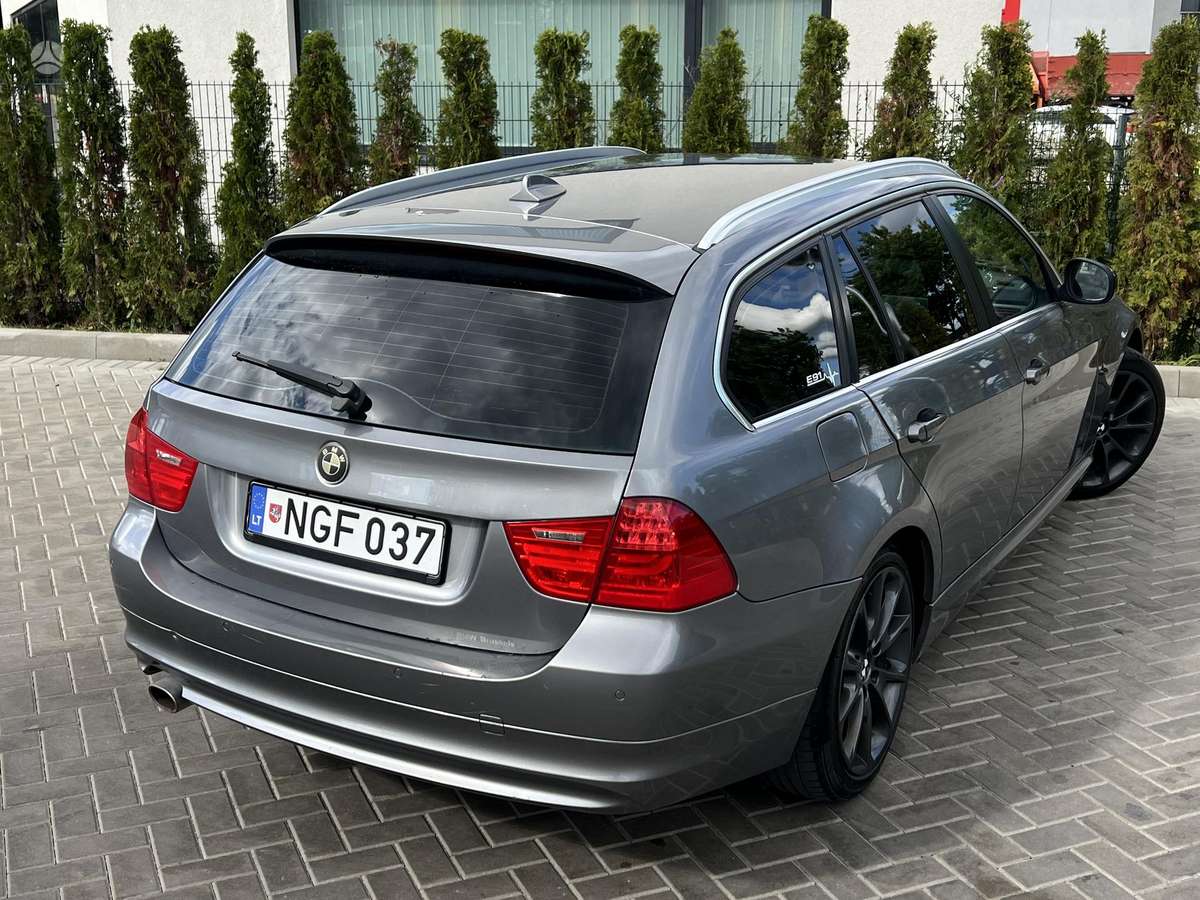 BMW 318, 2.0 l., wagon