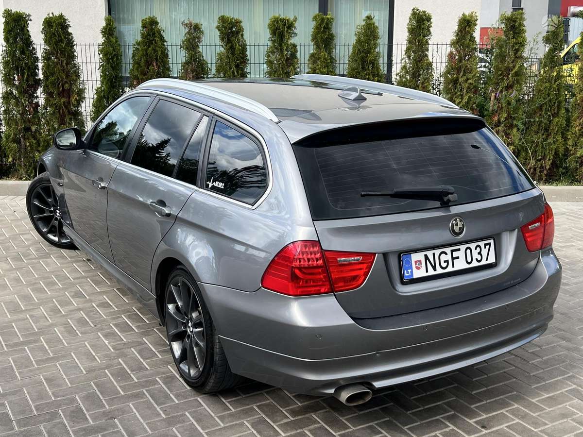 BMW 318, 2.0 l., wagon