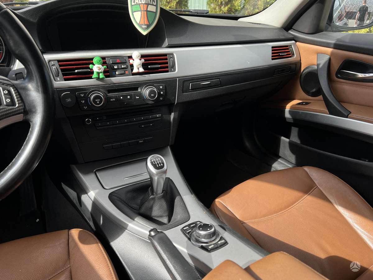 BMW 318, 2.0 l., Универсал