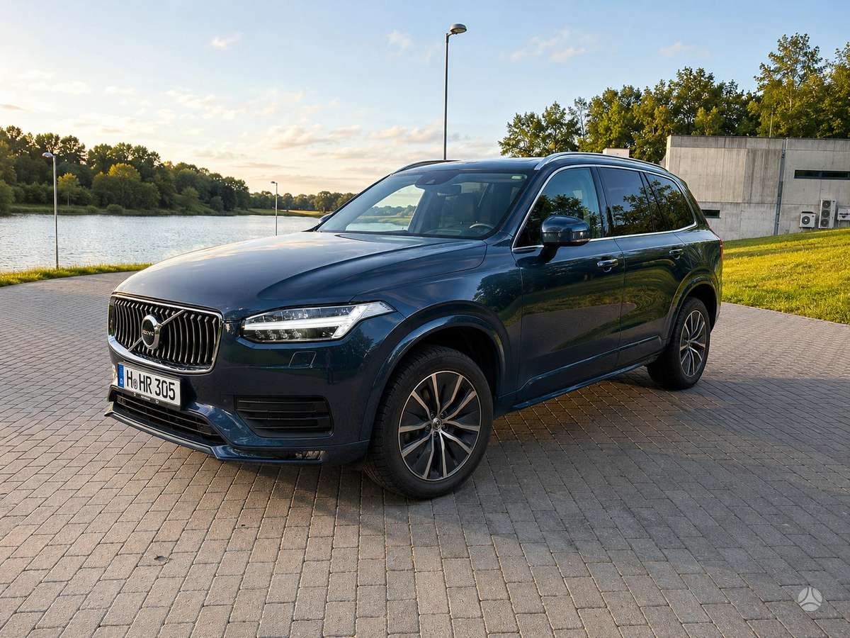 Volvo XC90 - 1
