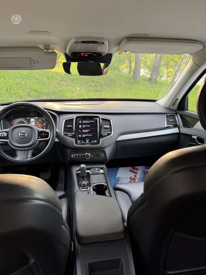 Volvo XC90 - 10