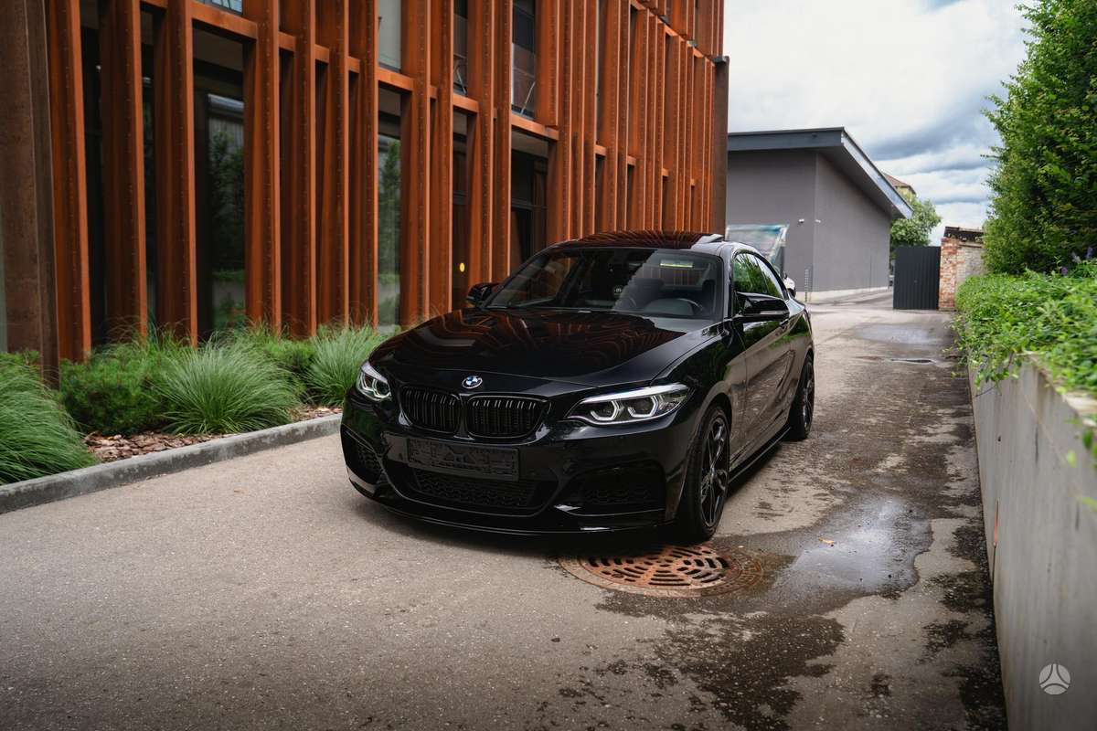 BMW M235, 3.0 l., coupe
