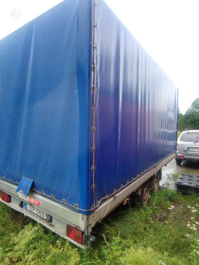 Tauras, automašīnas piekabes