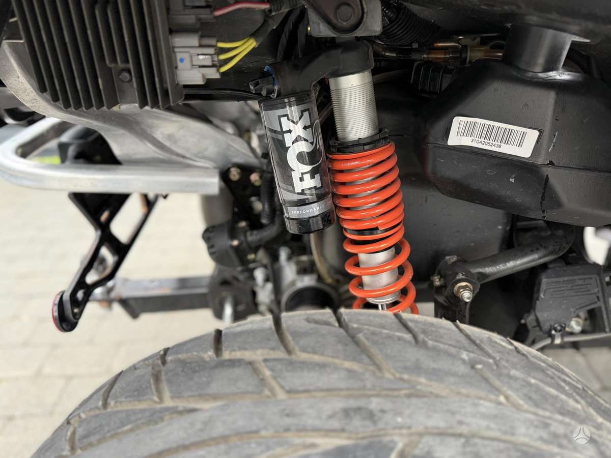 Can-Am Outlander Max 1000cc, keturračiai