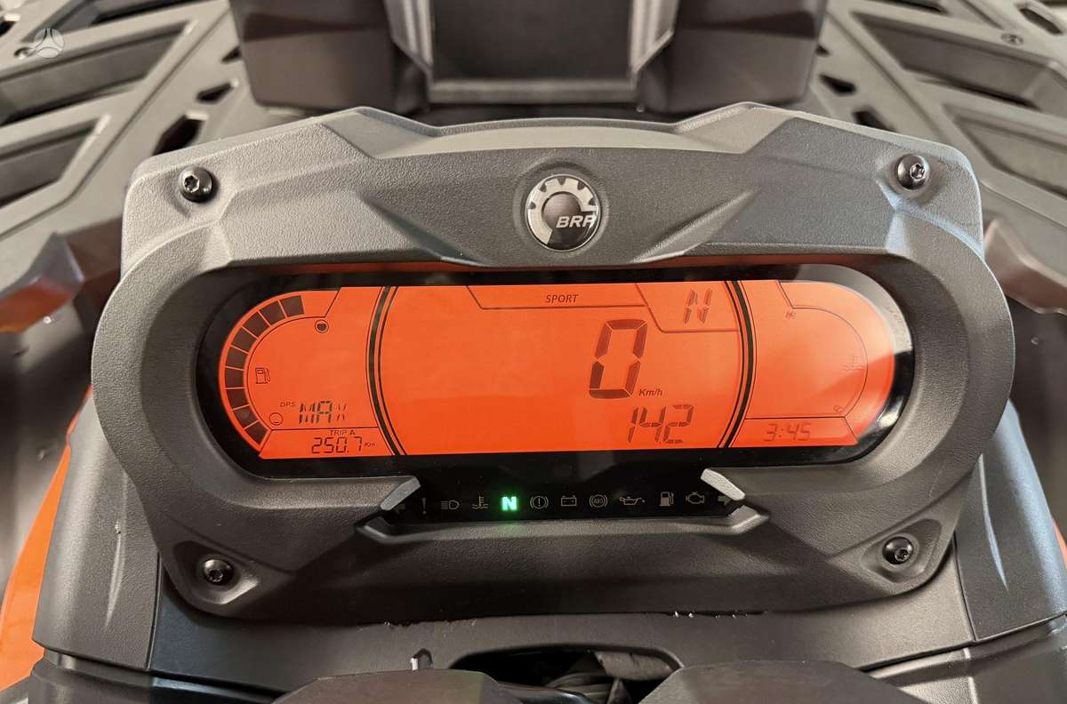 Can-Am Outlander Max 1000cc, keturračiai