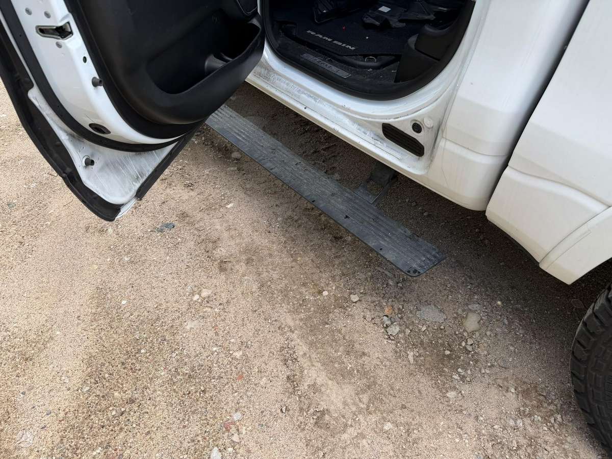 Ram 1500 - 8