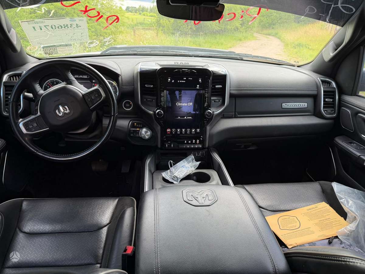 Ram 1500 - 9