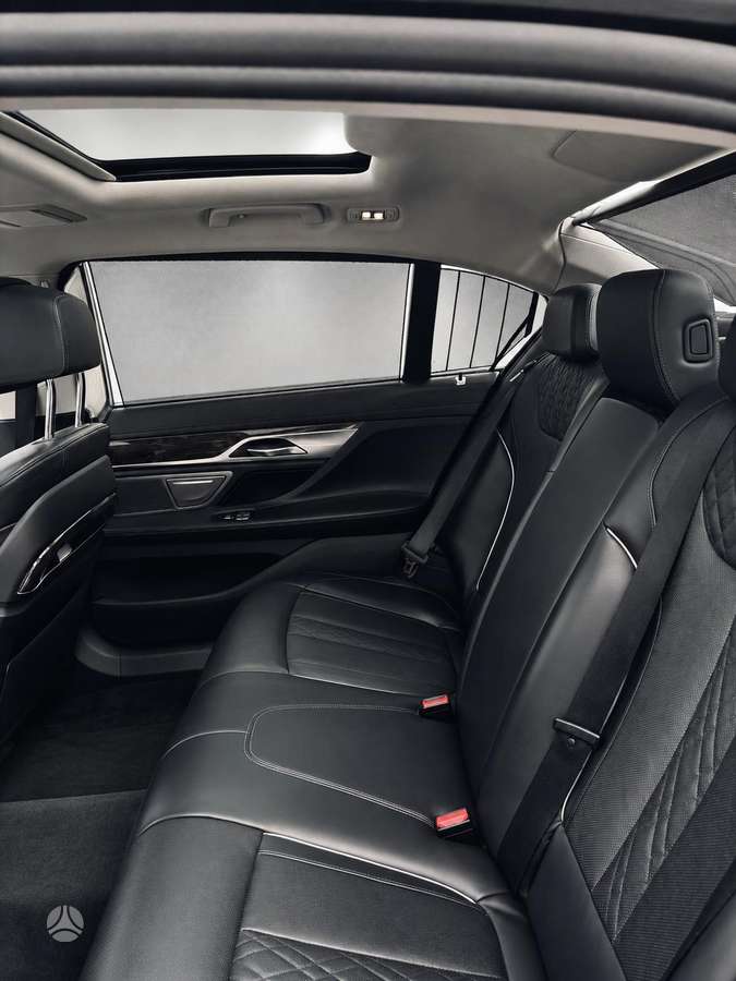BMW 740, 3.0 l., Седан