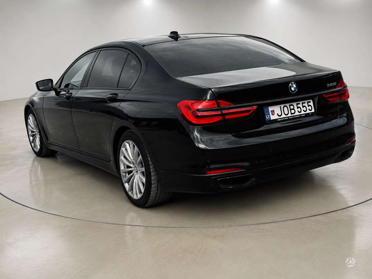 BMW 740, 3.0 l., Седан