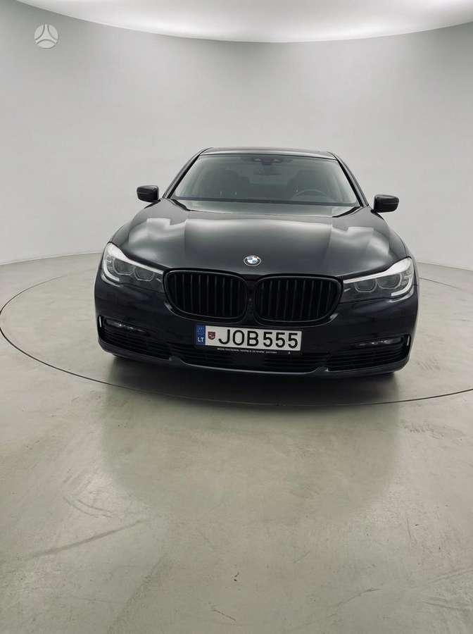 BMW 740, 3.0 l., Седан