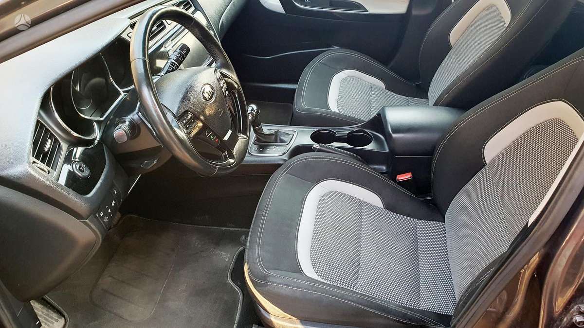 Kia Ceed, 1.6 l., hatchback