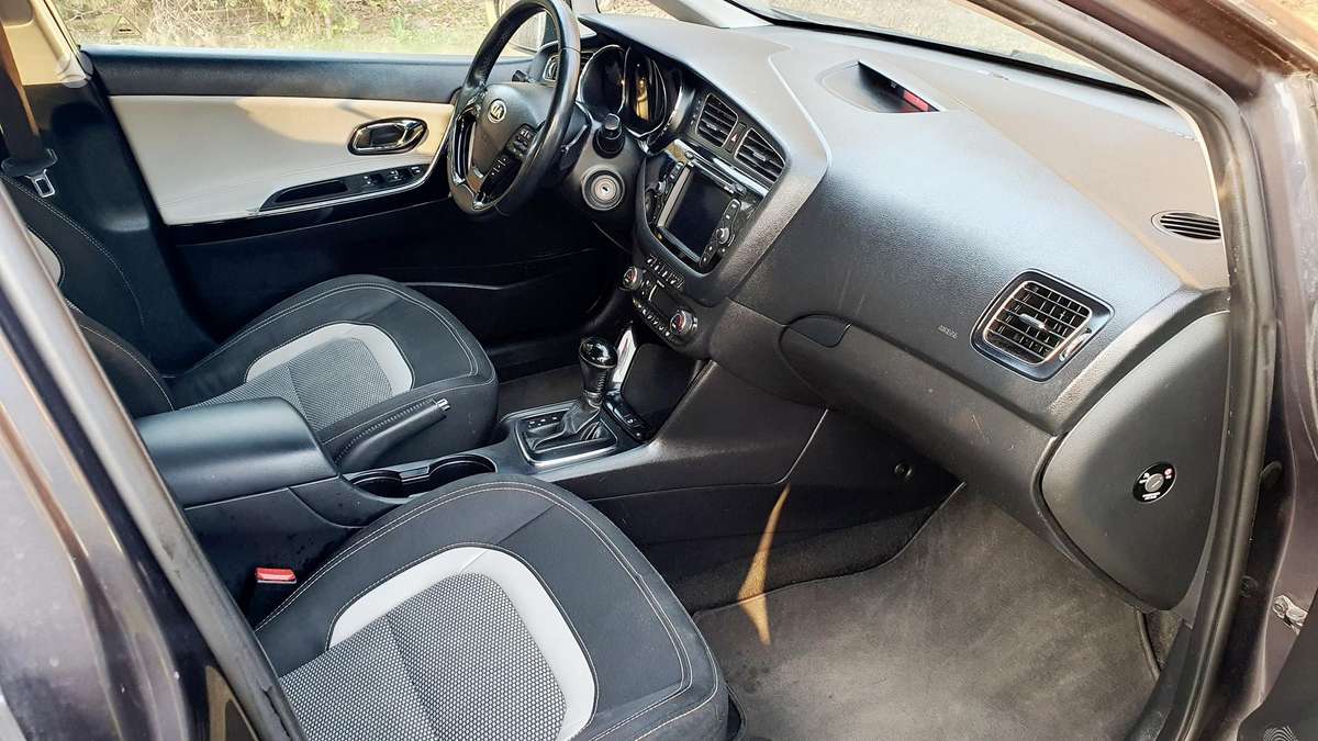 Kia Ceed, 1.6 l., hečbekas