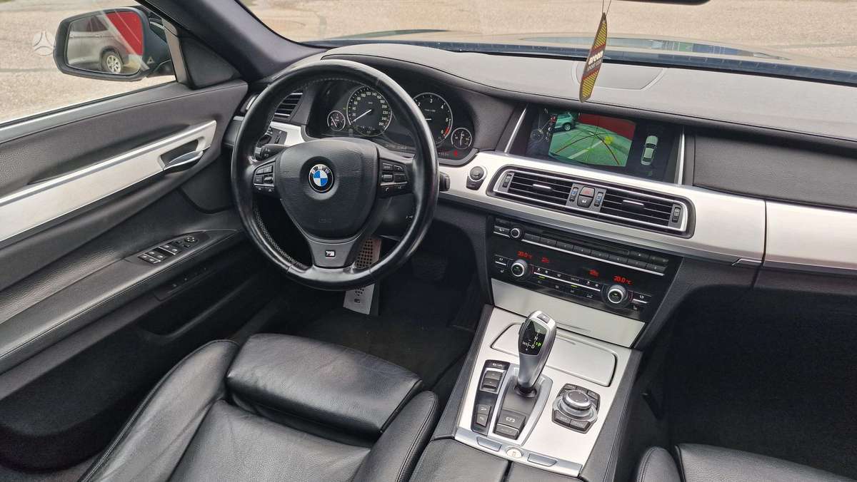 BMW 730, 3.0 l., Седан