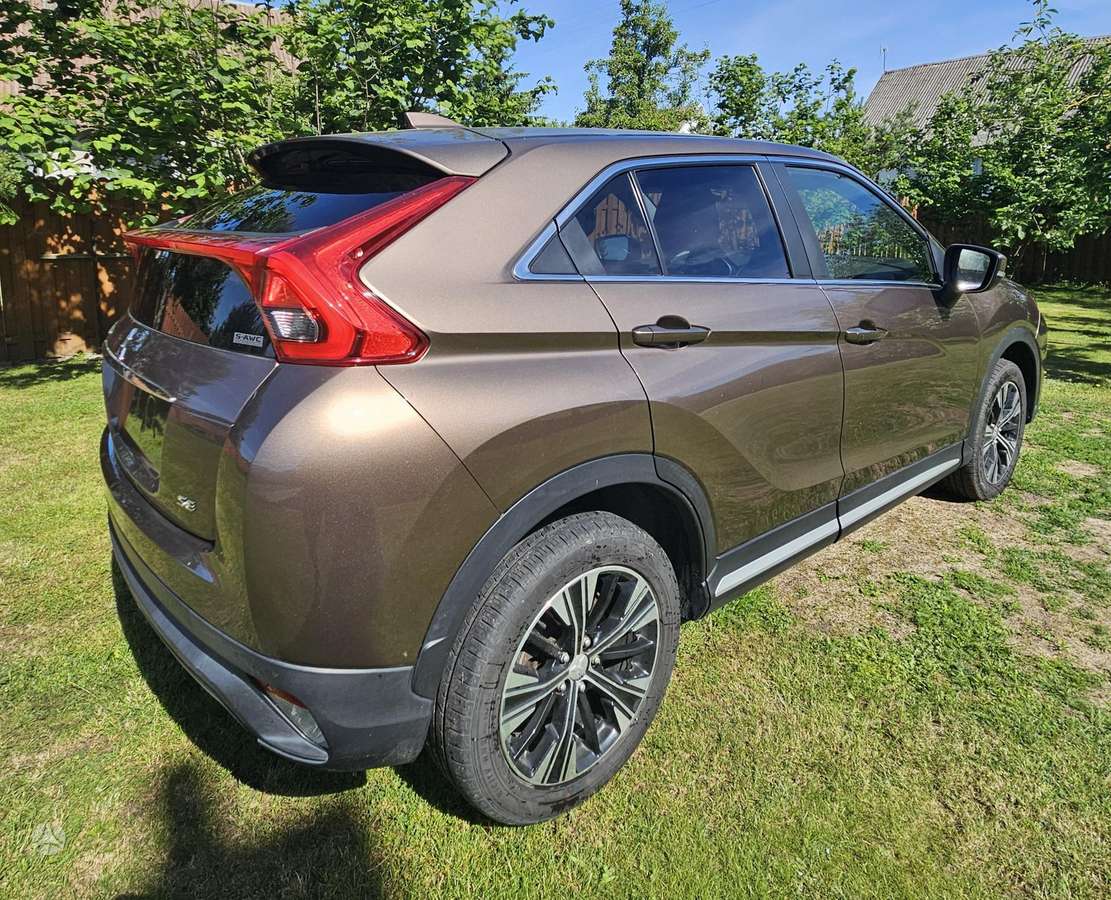 Mitsubishi Eclipse Cross, 1.5 l., Внедорожник / Кроссовер