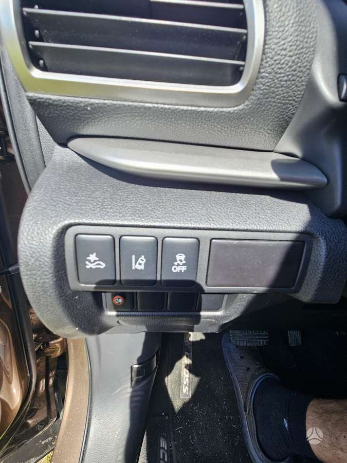 Mitsubishi Eclipse Cross, 1.5 l., Внедорожник / Кроссовер