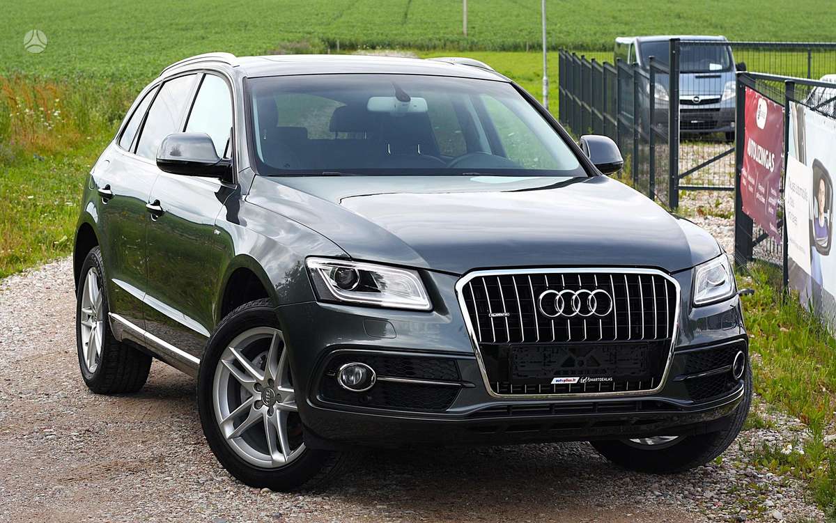 Audi Q5, 2.0 l., off-road / crossover