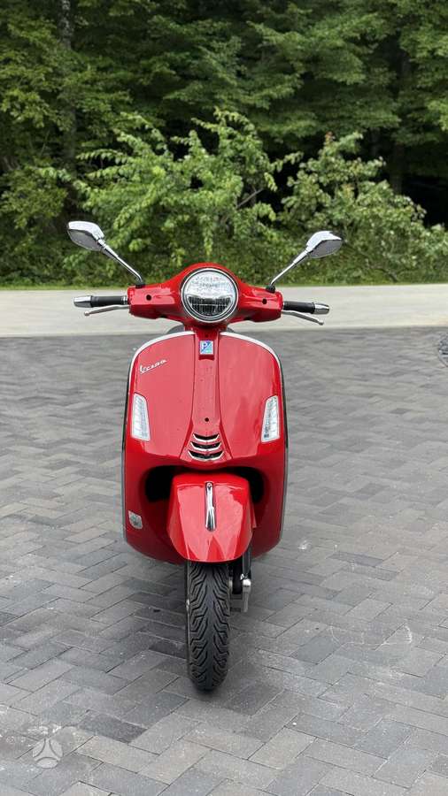 Piaggio Vespa 125cc, мотороллеры / мопеды