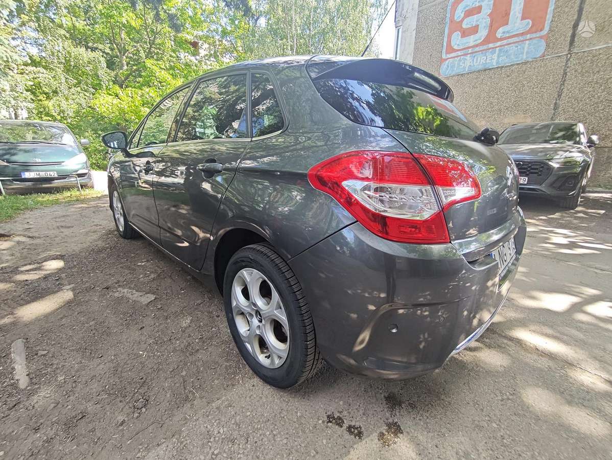 Citroen C4, 1.6 l., Хэтчбек
