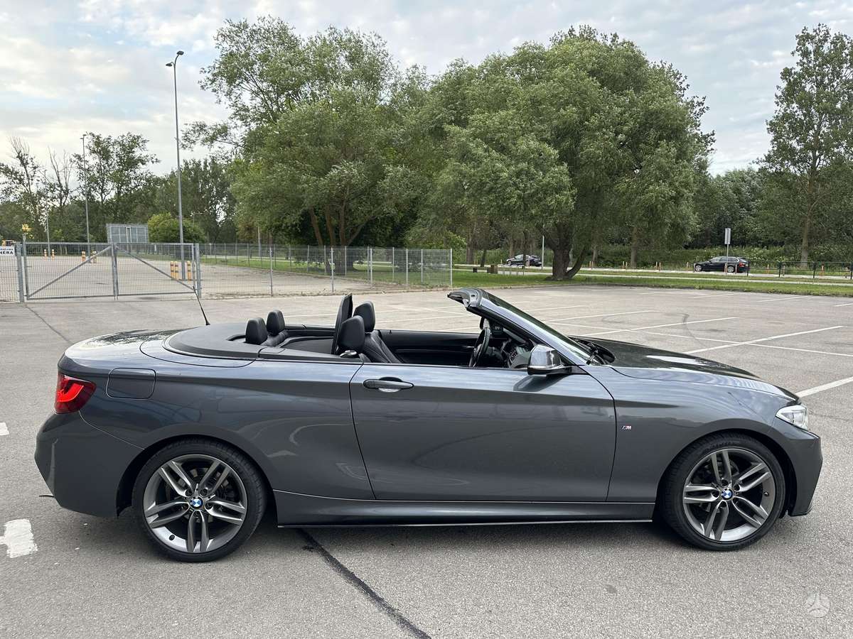 BMW 218, 2.0 l., Кабриолет
