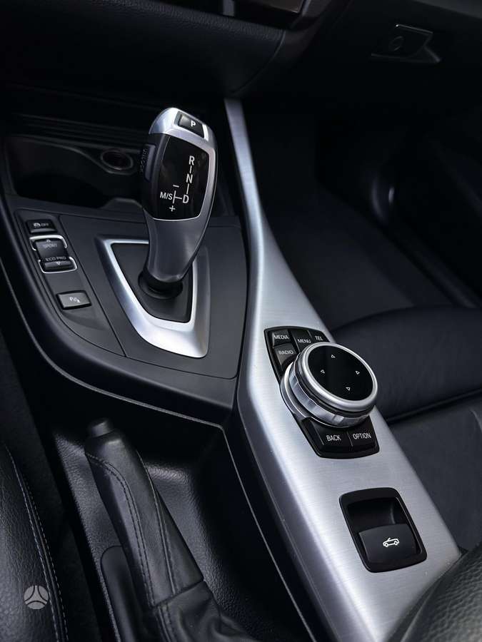 BMW 218, 2.0 l., Кабриолет