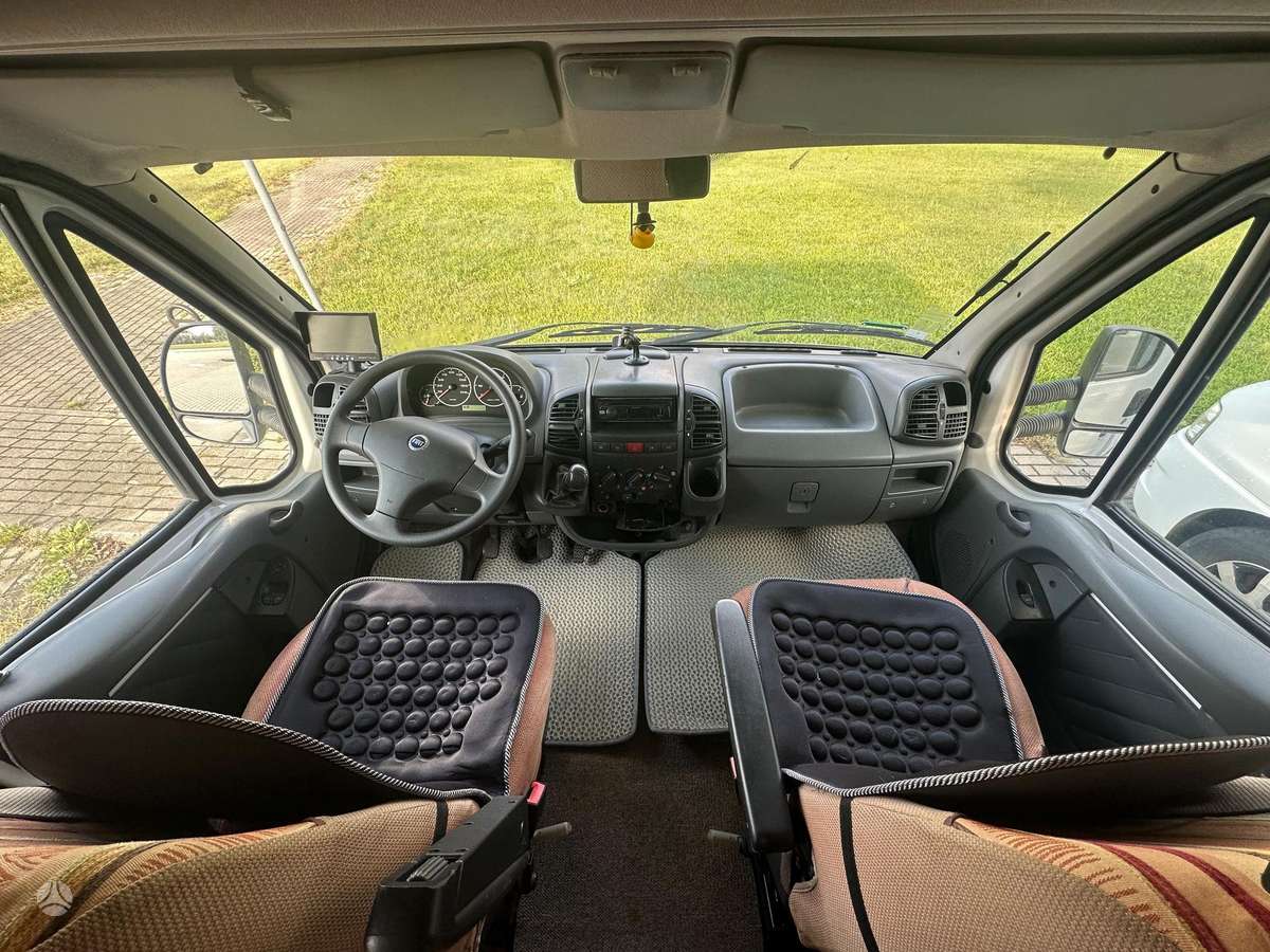 Bürstner Marano A590, кемперы