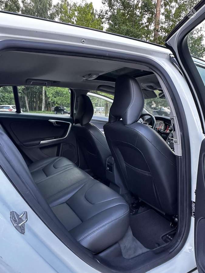 Volvo V60, 1.6 l., Универсал