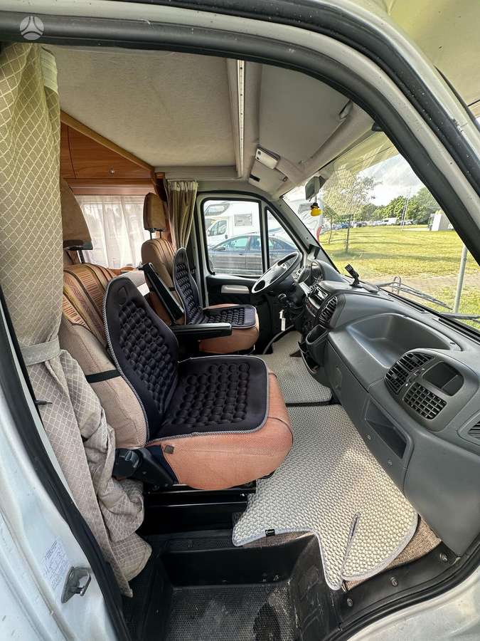 Bürstner Marano A590, кемперы